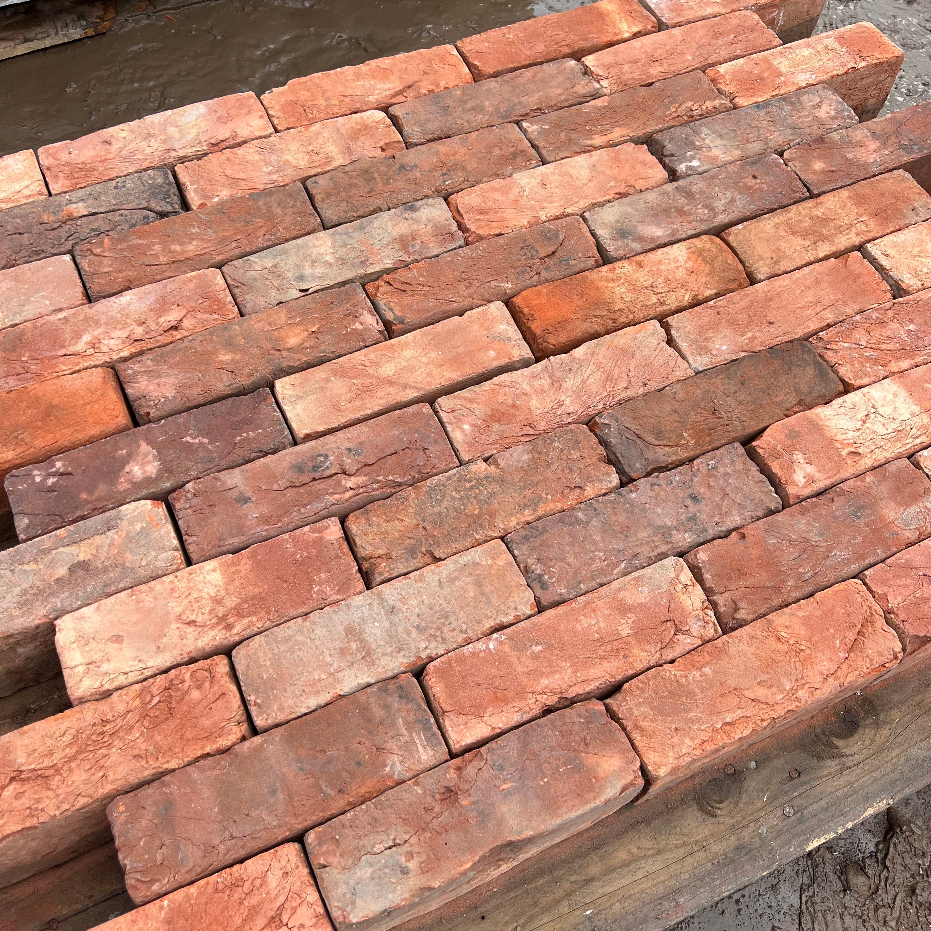 Reclamation Blend Handmade Imperial Brick | Pack of 300 Bricks | Free Delivery - Reclaimed Brick Company